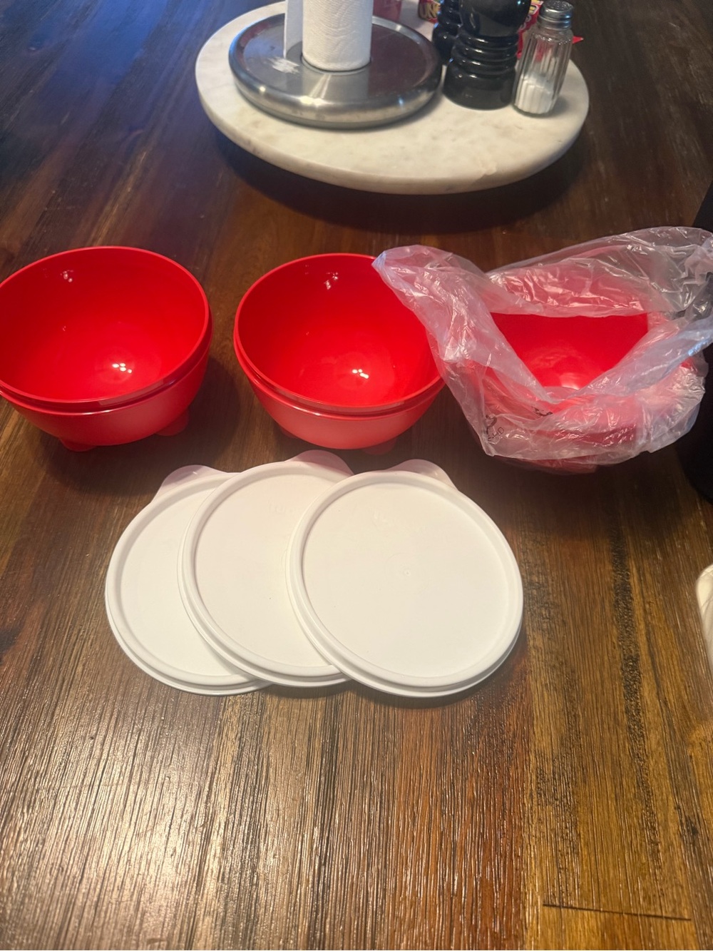 Set of 3 Tupperware salsa containers New